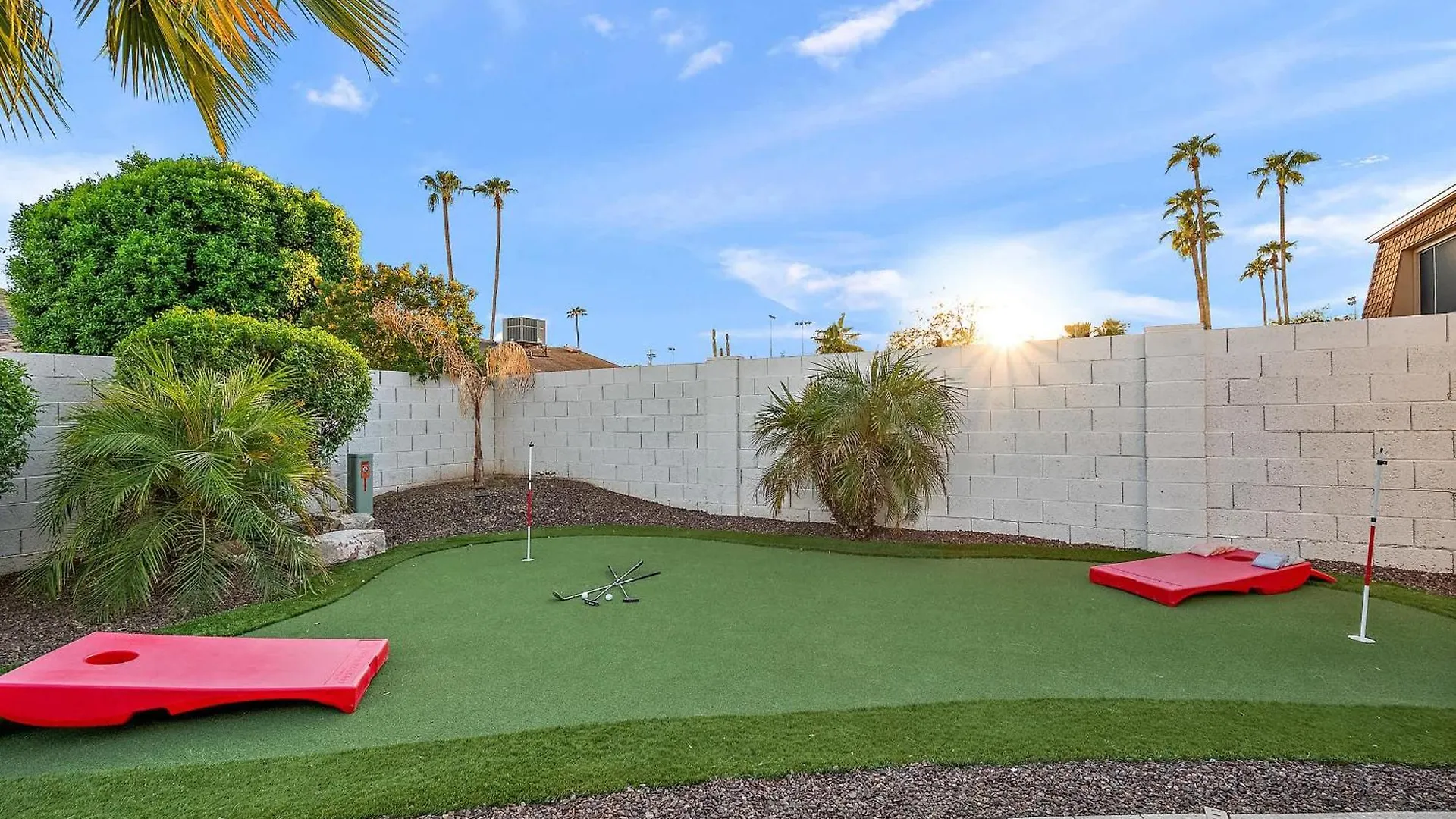 Pool Spa Ping Pong Pool Table Arcade Corn Hole 斯科茨 度假居